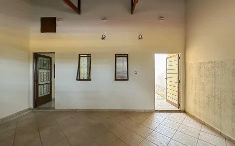 Alugar Residencial / Casa Padrão em Rio Claro. apenas R$ 1.500,00