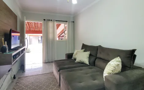Casa com 03 quartos no Residencial Califórnia, 57m² - Jardim Paulista, Rio Claro/SP