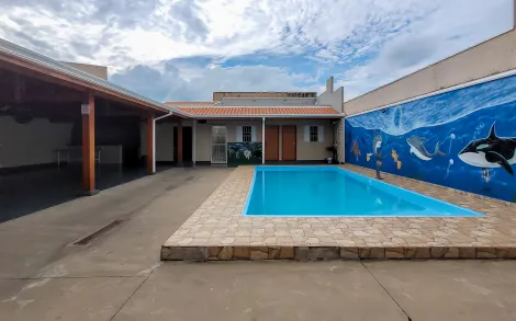 Alugar Residencial / Casa Padrão em Rio Claro. apenas R$ 600.000,00