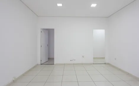 Alugar Comercial / Sala em Rio Claro. apenas R$ 1.500,00